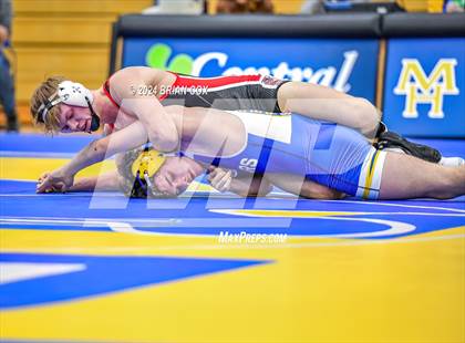 Thumbnail 2 in Mountain Home vs West Plains (Bomber Tri Meet) photogallery.