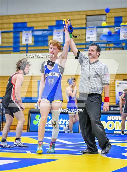 Thumbnail 3 in Mountain Home vs West Plains (Bomber Tri Meet) photogallery.