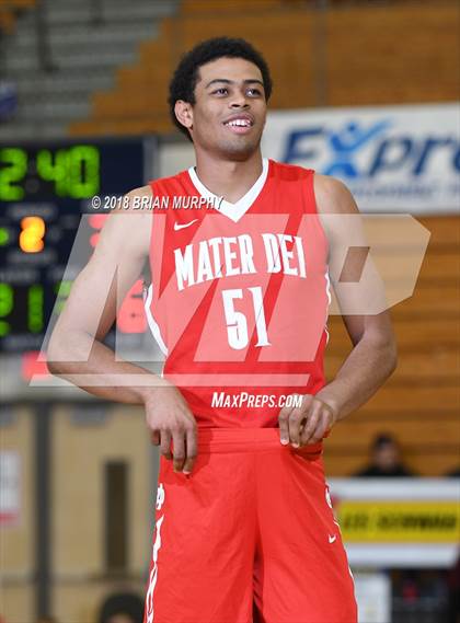 Thumbnail 1 in Mater Dei vs South Eugene (Les Schwab Invitational) photogallery.