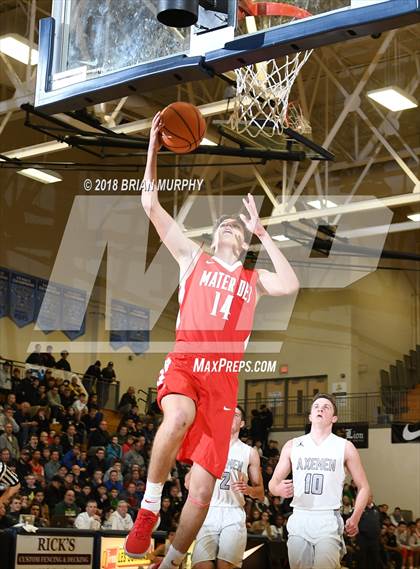 Thumbnail 2 in Mater Dei vs South Eugene (Les Schwab Invitational) photogallery.