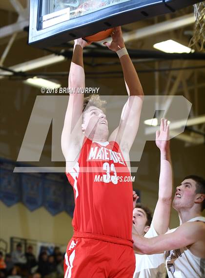Thumbnail 2 in Mater Dei vs South Eugene (Les Schwab Invitational) photogallery.