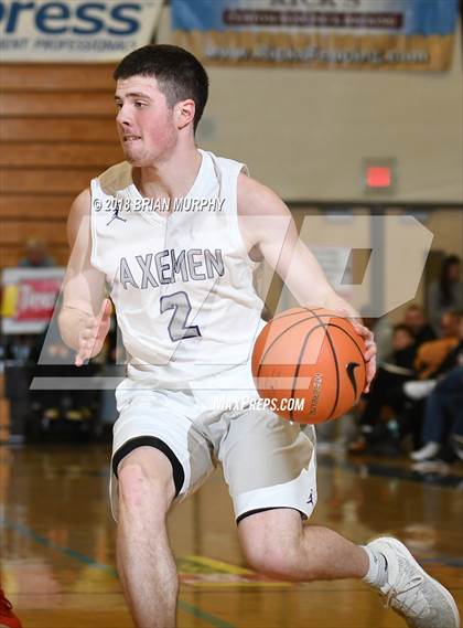 Thumbnail 3 in Mater Dei vs South Eugene (Les Schwab Invitational) photogallery.