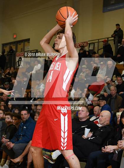 Thumbnail 1 in Mater Dei vs South Eugene (Les Schwab Invitational) photogallery.