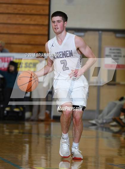 Thumbnail 2 in Mater Dei vs South Eugene (Les Schwab Invitational) photogallery.