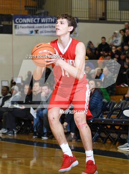 Thumbnail 3 in Mater Dei vs South Eugene (Les Schwab Invitational) photogallery.