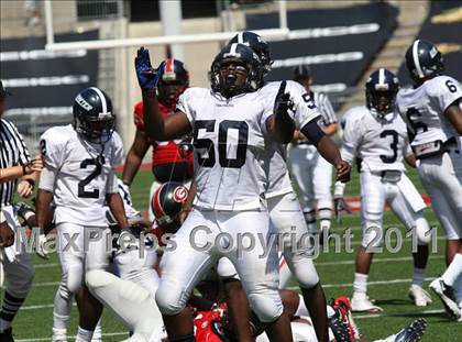 Thumbnail 2 in Dwyer vs. Glenville (Kirk Herbstreit National Kickoff Classic) photogallery.