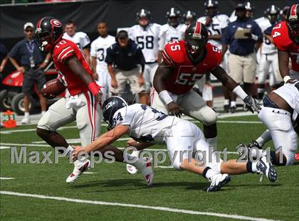Thumbnail 1 in Dwyer vs. Glenville (Kirk Herbstreit National Kickoff Classic) photogallery.