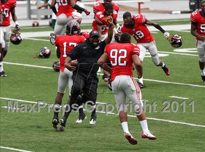 Thumbnail 3 in Dwyer vs. Glenville (Kirk Herbstreit National Kickoff Classic) photogallery.