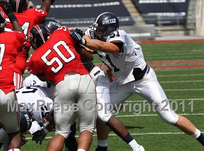 Thumbnail 3 in Dwyer vs. Glenville (Kirk Herbstreit National Kickoff Classic) photogallery.