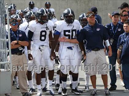 Thumbnail 2 in Dwyer vs. Glenville (Kirk Herbstreit National Kickoff Classic) photogallery.