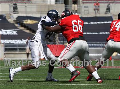 Thumbnail 2 in Dwyer vs. Glenville (Kirk Herbstreit National Kickoff Classic) photogallery.