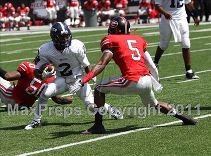 Thumbnail 1 in Dwyer vs. Glenville (Kirk Herbstreit National Kickoff Classic) photogallery.