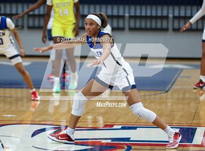 Thumbnail 3 in DeSoto @ Allen photogallery.