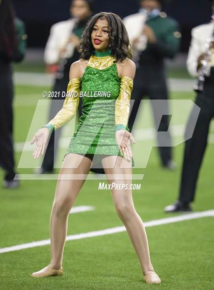 Thumbnail 3 in DeSoto vs. Duncanville (UIL 6A D1 Quarterfinals Playoff) photogallery.