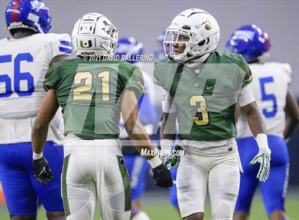 Thumbnail 2 in DeSoto vs. Duncanville (UIL 6A D1 Quarterfinals Playoff) photogallery.