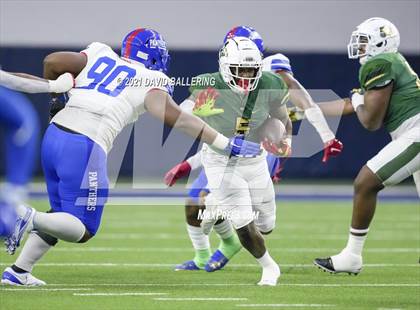 Thumbnail 3 in DeSoto vs. Duncanville (UIL 6A D1 Quarterfinals Playoff) photogallery.