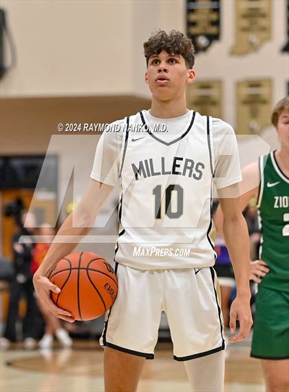Thumbnail 1 in Zionsville vs. Noblesville (IHSAA 4A Section 8 Round 1) photogallery.