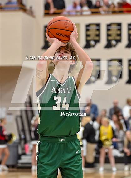 Thumbnail 2 in Zionsville vs. Noblesville (IHSAA 4A Section 8 Round 1) photogallery.