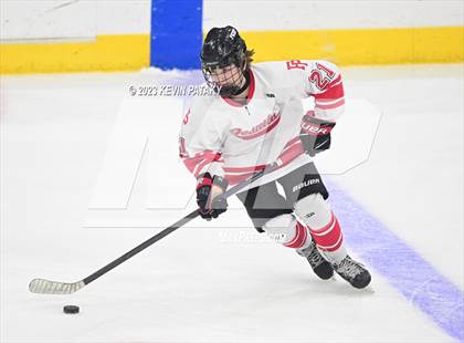 Thumbnail 3 in Greenwich vs. Fairfield Prep (CIAC DI Semifinal) photogallery.