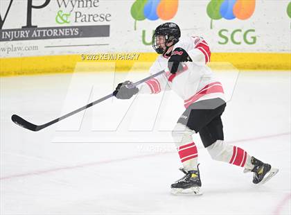 Thumbnail 2 in Greenwich vs. Fairfield Prep (CIAC DI Semifinal) photogallery.