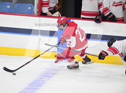 Thumbnail 1 in Greenwich vs. Fairfield Prep (CIAC DI Semifinal) photogallery.