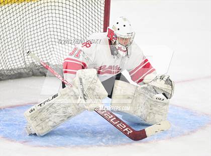 Thumbnail 2 in Greenwich vs. Fairfield Prep (CIAC DI Semifinal) photogallery.