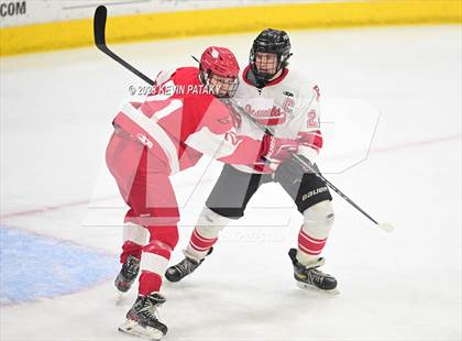 Thumbnail 2 in Greenwich vs. Fairfield Prep (CIAC DI Semifinal) photogallery.