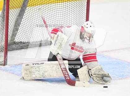 Thumbnail 1 in Greenwich vs. Fairfield Prep (CIAC DI Semifinal) photogallery.