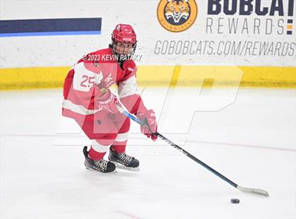 Thumbnail 3 in Greenwich vs. Fairfield Prep (CIAC DI Semifinal) photogallery.