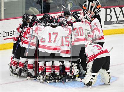 Thumbnail 1 in Greenwich vs. Fairfield Prep (CIAC DI Semifinal) photogallery.