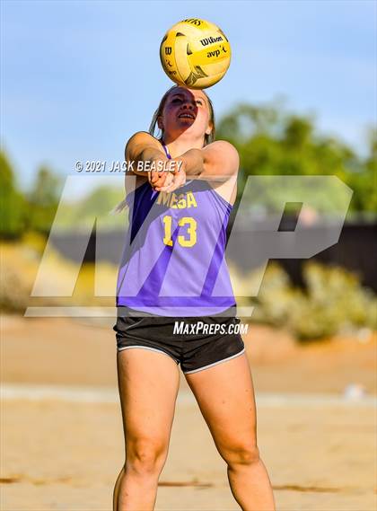 Thumbnail 3 in Mesa @ Desert Ridge photogallery.