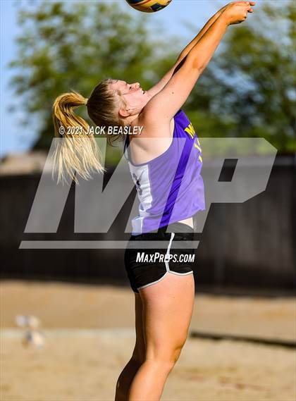 Thumbnail 3 in Mesa @ Desert Ridge photogallery.
