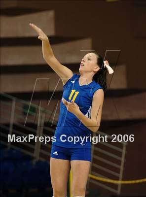 Thumbnail 2 in Castilleja vs. Bakersfield Christian (State D5 Final) photogallery.