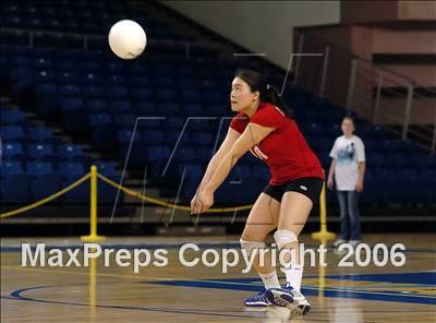Thumbnail 2 in Castilleja vs. Bakersfield Christian (State D5 Final) photogallery.