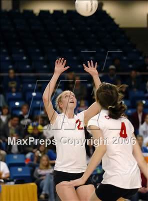 Thumbnail 1 in Castilleja vs. Bakersfield Christian (State D5 Final) photogallery.