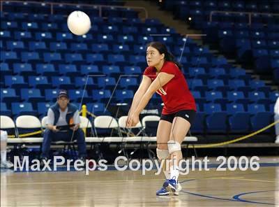 Thumbnail 3 in Castilleja vs. Bakersfield Christian (State D5 Final) photogallery.