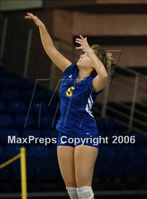 Thumbnail 1 in Castilleja vs. Bakersfield Christian (State D5 Final) photogallery.