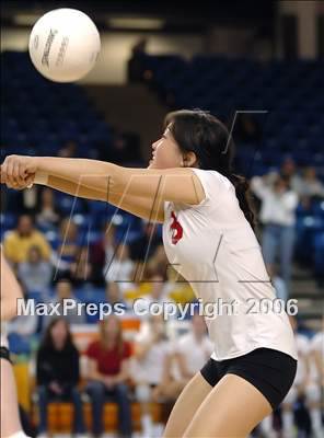 Thumbnail 3 in Castilleja vs. Bakersfield Christian (State D5 Final) photogallery.