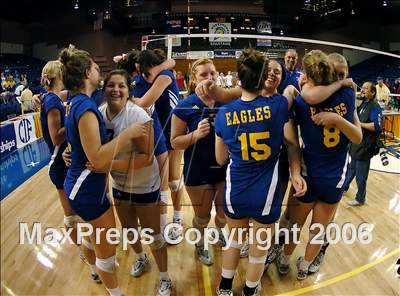 Thumbnail 1 in Castilleja vs. Bakersfield Christian (State D5 Final) photogallery.