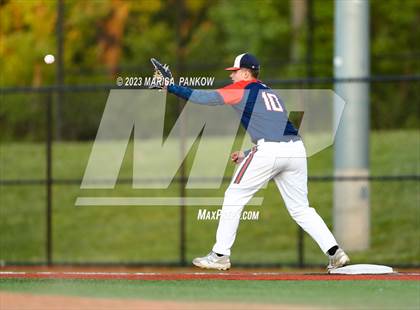 Thumbnail 1 in Baldwinsville @ Liverpool photogallery.
