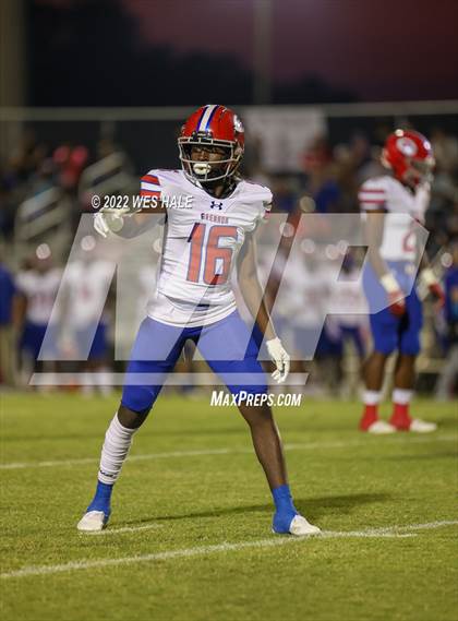 Thumbnail 2 in Grenada @ DeSoto Central photogallery.