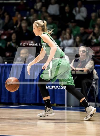 Thumbnail 3 in Harlan vs Monroe County photogallery.