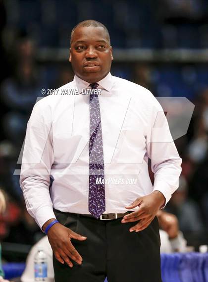 Thumbnail 3 in Harlan vs Monroe County photogallery.