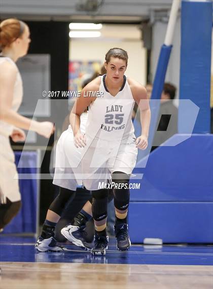 Thumbnail 2 in Harlan vs Monroe County photogallery.