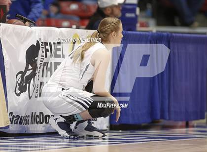 Thumbnail 1 in Harlan vs Monroe County photogallery.