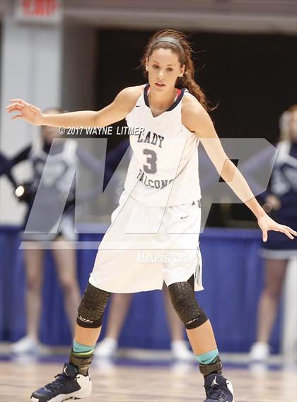 Thumbnail 2 in Harlan vs Monroe County photogallery.