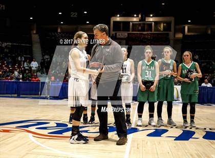 Thumbnail 2 in Harlan vs Monroe County photogallery.
