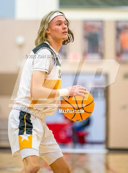 Thumbnail 2 in Mineral County vs. Beatty (NIAA 1A Central League Semifinal) photogallery.
