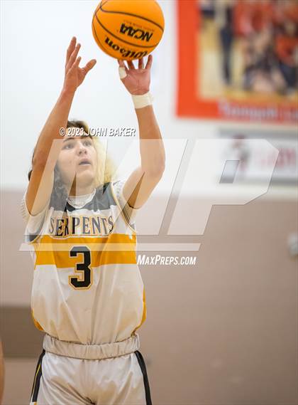 Thumbnail 3 in Mineral County vs. Beatty (NIAA 1A Central League Semifinal) photogallery.