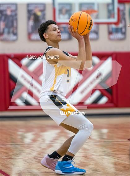 Thumbnail 2 in Mineral County vs. Beatty (NIAA 1A Central League Semifinal) photogallery.